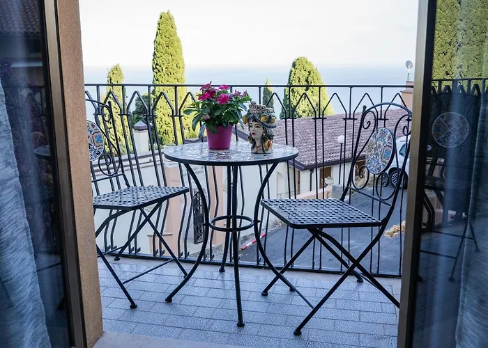 Tyche Apartaments & Rooms